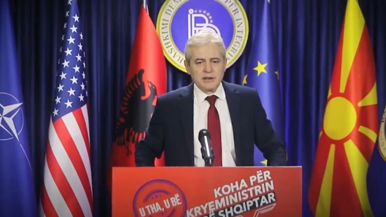 “Zgjedhja e kryeministrit të parë shqiptar në Maqedoninë e Veriut, historike! Ali Ahmeti: Do hapet mundësia për anëtarësim në BE