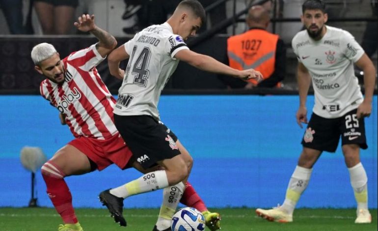 Fitoi garën me Barcelonën e Chelsean, PSG firmos me mesfushorin e talentuar