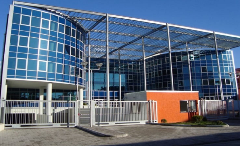 “SPAK duhet ruajtur si xhevahir në Shqipëri”, zyrtari i lartë i ambasadës amerikane: Është institucion i mbingarkuar, por…