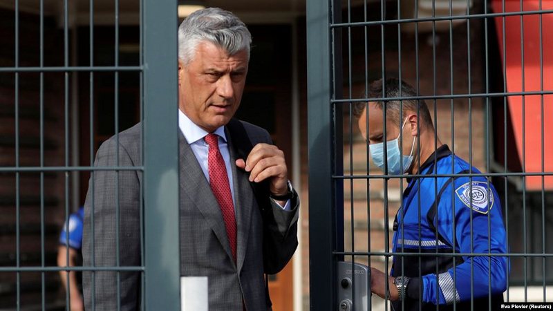 Avokatët e Thaçit u tërhoqën nga mbrojtja për shkak të mospagesës, vëllai i ish-presidentit: Jemi detyruar të reduktojmë ekipin