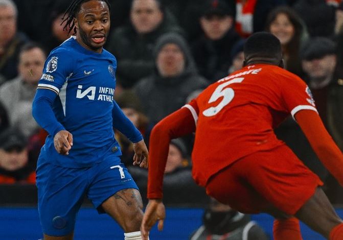 Liverpool mund mes spektaklit Chelsean, Broja në pankinë