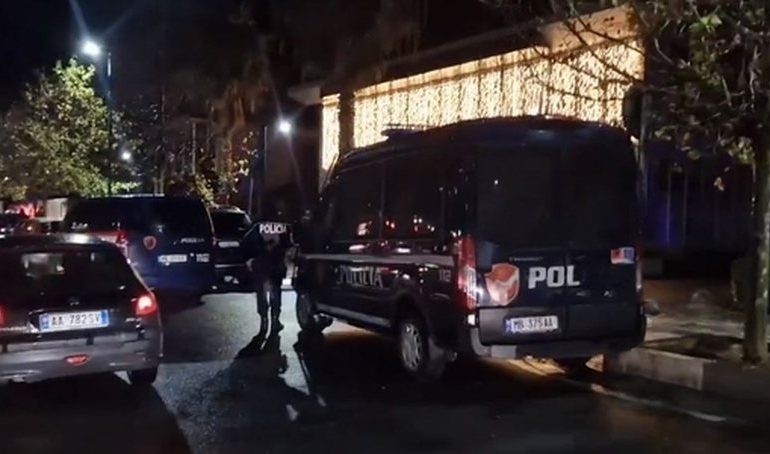 Vrasje mafioze! 23-vjeçari djali i “Buzdërrit” të Vlorës, që u arratis nga burgu i Peqinit