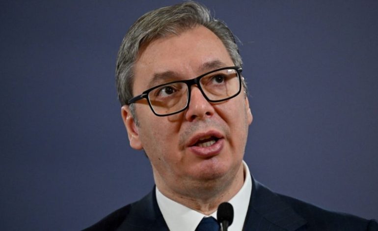 Vuçiç pas takimit me Lajçak: E paralajmërova për veprimet e Prishtinës! Popullata serbe po përballet me kërcënime çdo ditë