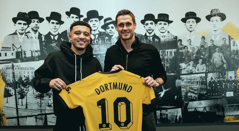 ZYRTARE/ Rikthim në shtëpi, Dortmund firmos me sulmuesin problematik