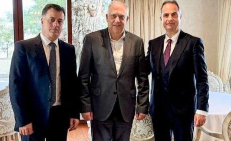 Fredi Beleri bashkon Greqinë me Rithemelimin, Noka e Boçi takojnë deputetin e Janinës: T’i jepet fund paraburgimit të kandidatit të Himarës