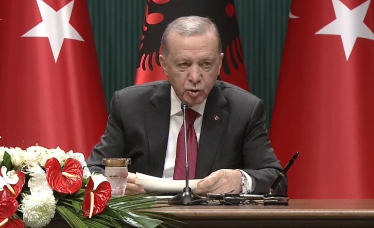 Erdogan në konferencë me Ramën: Sot konfirmuam përforcimin e marrëdhënieve mes dy vendeve! Marrëveshjet që nënshkruam…