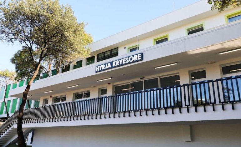 Shtohen rastet e infeksioneve respiratorë! Rriten edhe të infektuarit me fruth