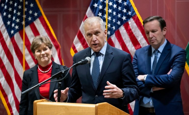 Qeveria hungareze refuzon të takohet me senatorët amerikanë