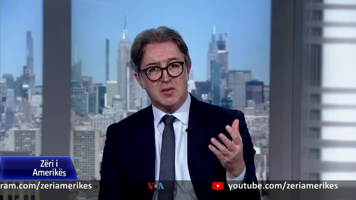 Qeveria po delegjitimon opozitën e vërtetë, po mbështet një opozitë artificiale