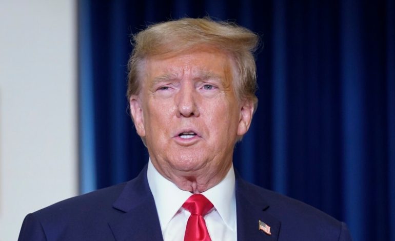 Shtyhet gjyqi ndaj ish-presidentit Trump për përpjekjen për të përmbysur rezultatin e zgjedhjeve