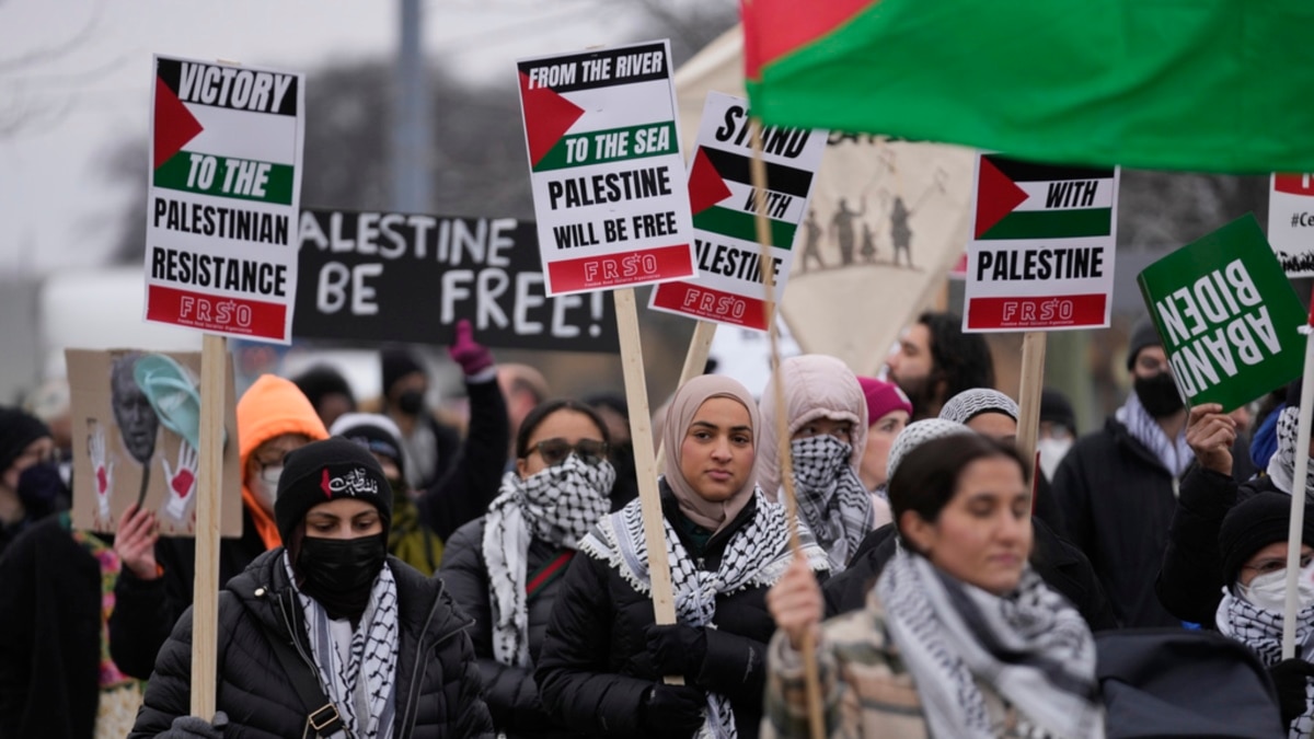 Biden përballet me zemërimin e votuesve arabo-amerikanë në Miçigan 