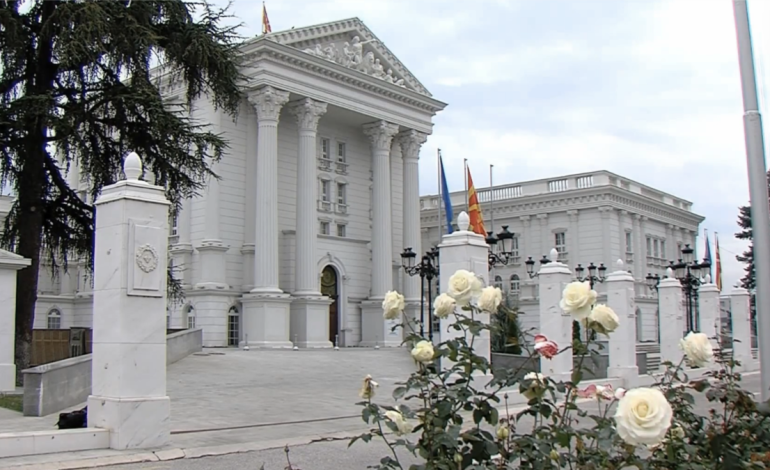 Parlamenti në seancë për miratimin e dy ministrave të rinj nga Aleanca për Shqiptarët