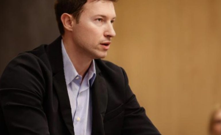 Presidenti Begaj dekreton ambasador në Maqedoninë e Veriut, Denion Meidanin