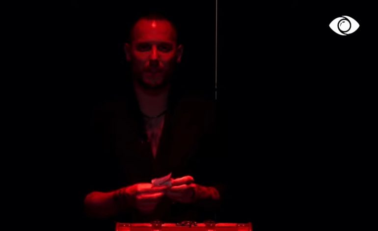 Graciano hap Kutinë e Pandorës, ja çfarë përmbante Zarfi i Zi! Banori hakmerret ndaj Romeos