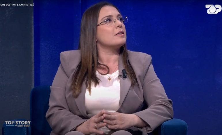 “Drejtësia e ashpër me njerëzit e thjeshtë”/ Historia e babait që kërkoi të kujdesej për fëmijët jetimë por u dënua, Hoxha: Me zyrtarët ndodh e kundërta