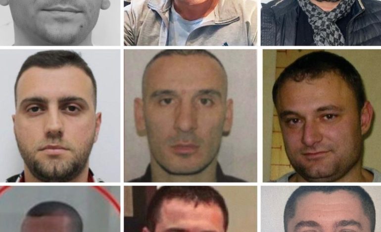 Nga arrestimi i “Toto Rinës” së Shkodrës te ai i Dritan Rexhepit, shqiptari më i kërkuar në botë, si ranë në prangat e policisë bosët e krimit