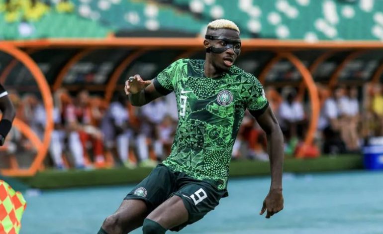 Zëvendësuesi i Osimhen te Napoli, rikthehet në modë emri i sulmuesit