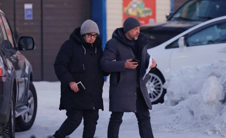 Autoritetet ruse nuk lejojnë nënën e Navalnyt të marrë trupin e djalit të saj