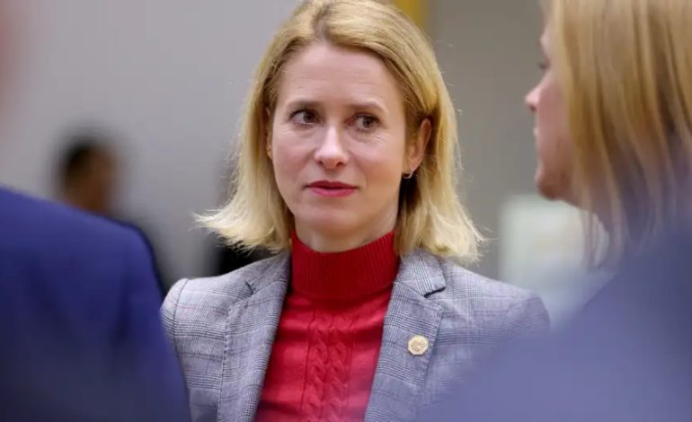 Kremlini fut në listën e më të kërkuarve 160 politikanë e zyrtarë nga Evropa