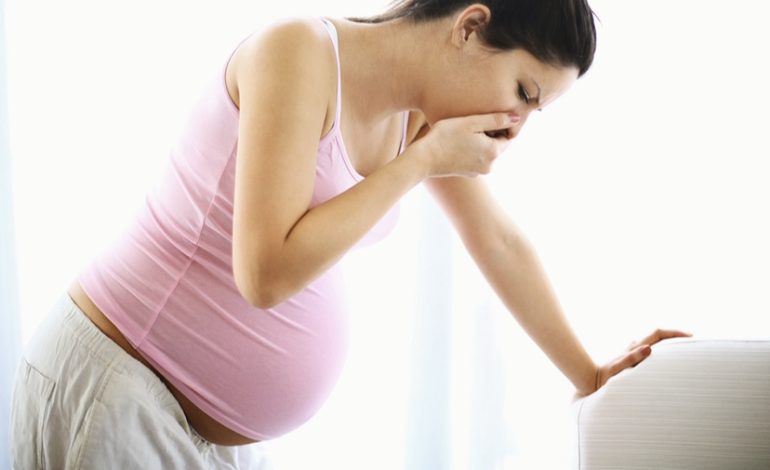 A është e sigurt të pini pije energjike gjatë shtatzënisë?