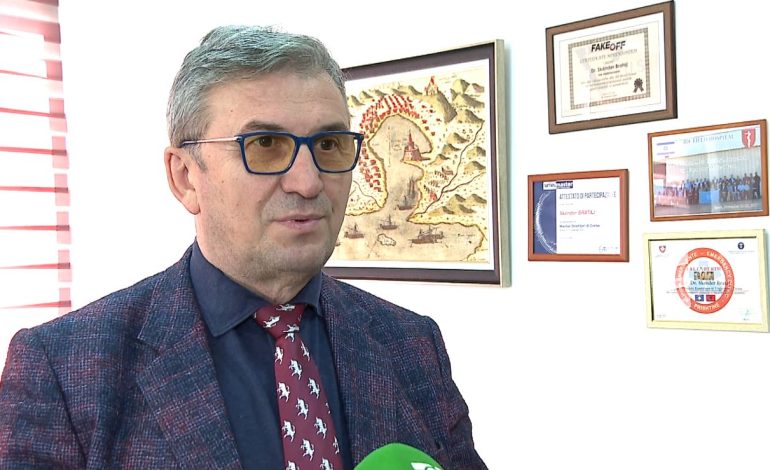 Rreziqet nga interneti/ Qëndrimi me orë të gjata krijon vartësi dhe dëme të mëdha në shëndet