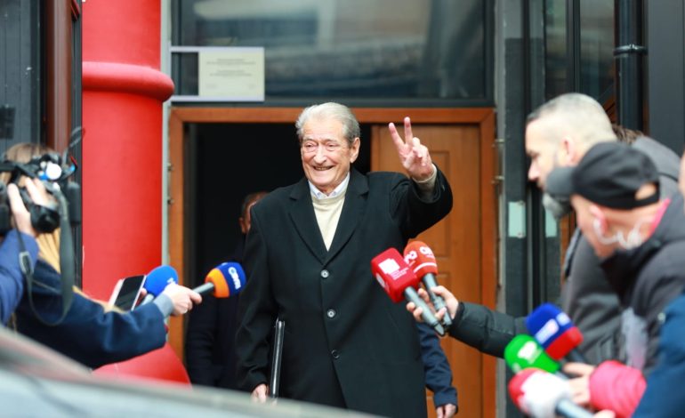 Berisha kërkon të shkojë në Kuvend, mbahet në GJKKO seanca për ankimimin e ish-kryeministrit