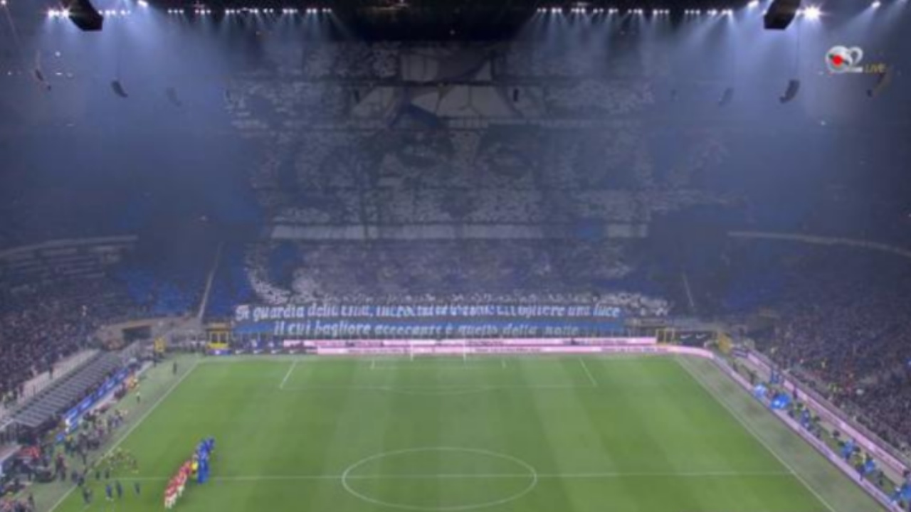 Atmosferë e zjarrtë në “San Siro”, starton derbi i Italisë