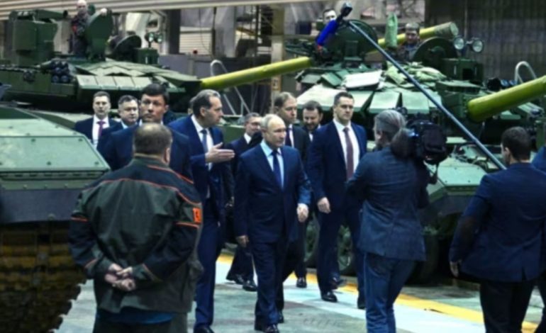 Analiza e Financial Times: Pse anëtarët e NATO-s po japin alarmin për qëndrimin agresiv të Rusisë