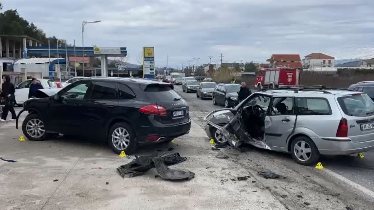 Më shumë aksidente në rrugë! Rastet u dyfishuan në krahasim me janarin e një viti më parë, eksperti rrugor: Njollë e errët, rruga e vjetër Kamëz-Fushë-Krujë