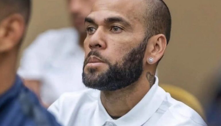 Babai i Neymar nuk ka paguar ende garancinë për lirimin e tij, Dani Alves mbetet në burg