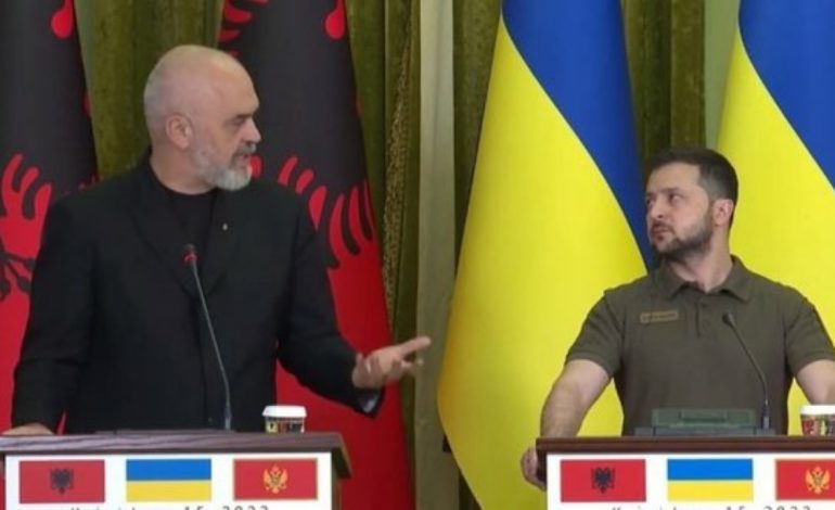 “Sot punoj në Tiranë”/ Zelensky para takimit me Ramën: Do diskutojmë bashkëpunimin në mbrojtje, politikë dhe marrëveshjet e sigurisë