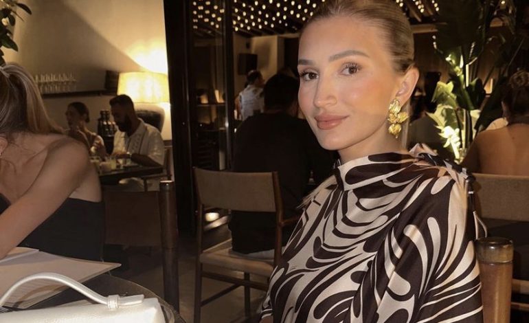 Familja dhe karriera, ja si arrin t’i menaxhojë Sara Hoxha të dyja