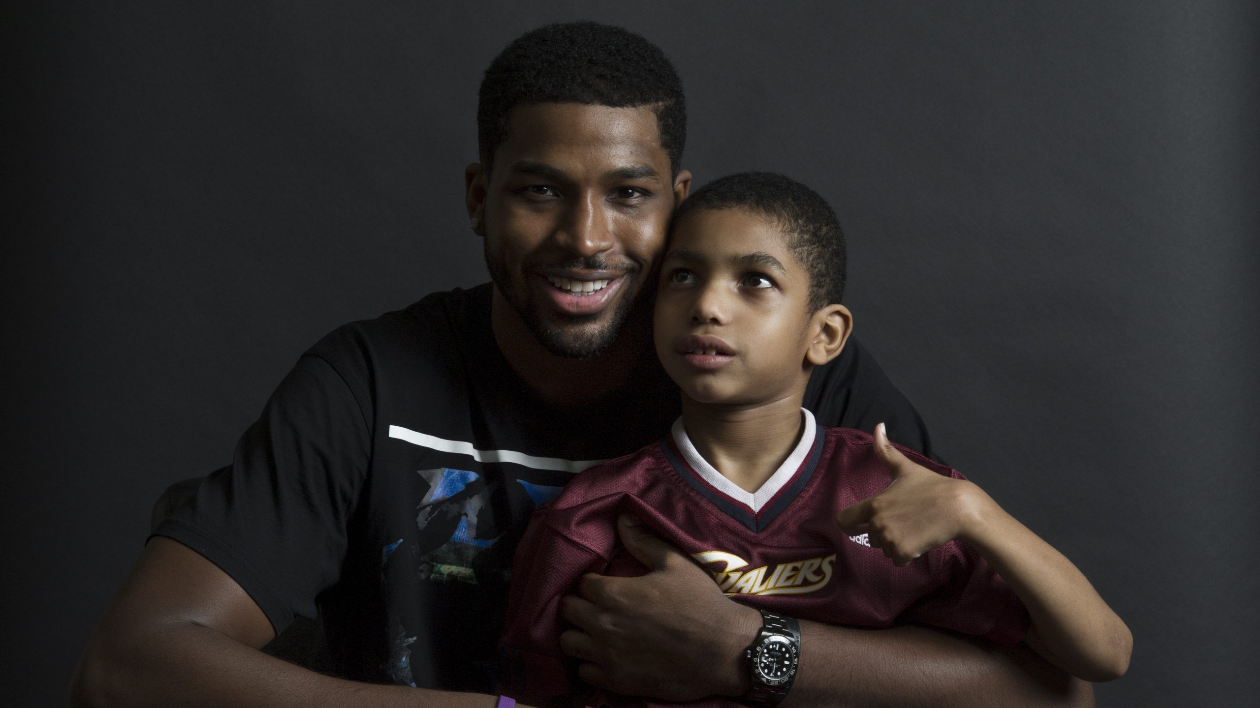 Gjykata vendosi se kush do marrë kujdestarinë e vëllait të Tristan Thompson