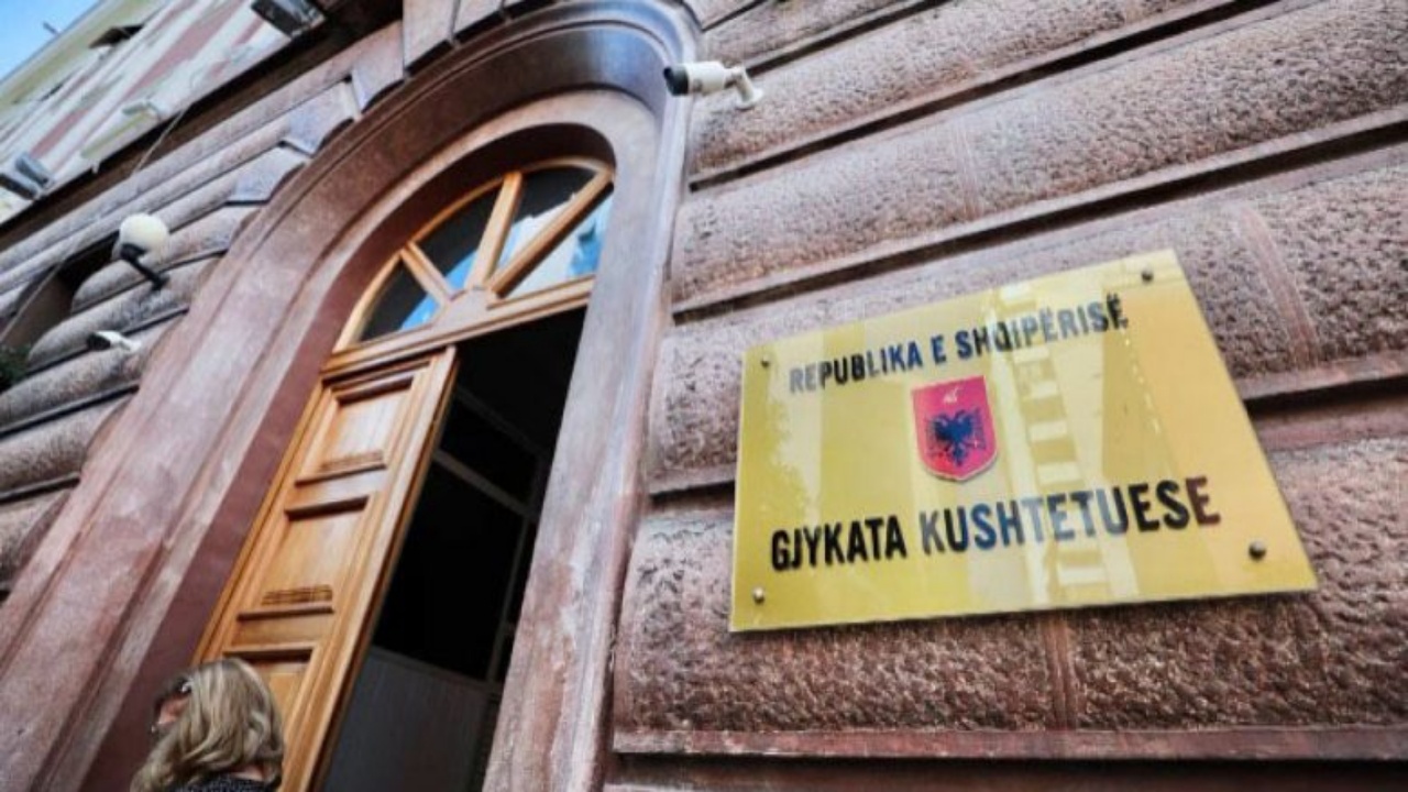 Pro marrëveshjes me Italinë për emigrantët, zbardhet vendimi i Gjykatës Kushtetuese! I hap rrugë ratifikimit nga Kuvendi