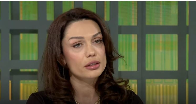 Ish-missi nga Kosova dhunohet nga partneri, publikon pamjet