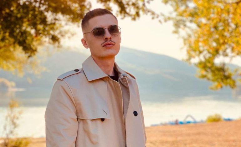 Juli-Bardhit: Nëse s’e kanë bërë me të keq, t*ap e kanë pjesë të fjalorit