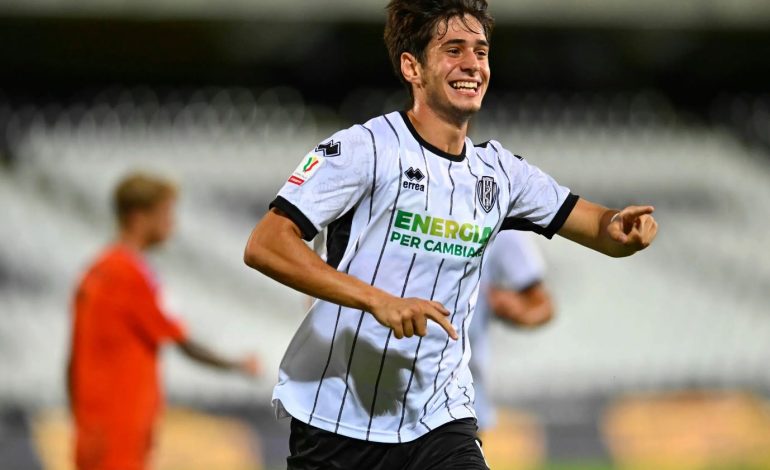 Shpendi nuk di të ndalet, realizon golin e 15-të sezonal, Italia e “fiksuar” pas talentit kuqezi (VIDEO)