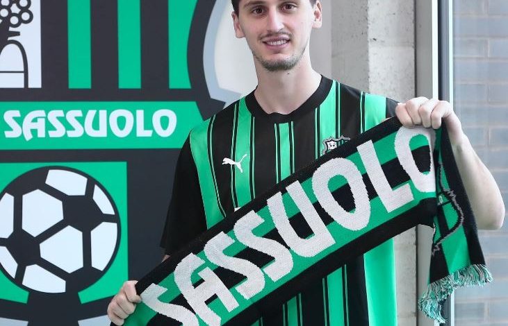 “Fola me Bajramin”, Kumbulla rrëfen transferimin te Sassuolo, “kërcënon” edhe Italinë: Dua të jem në Evropian, fitojmë ne (VIDEO)