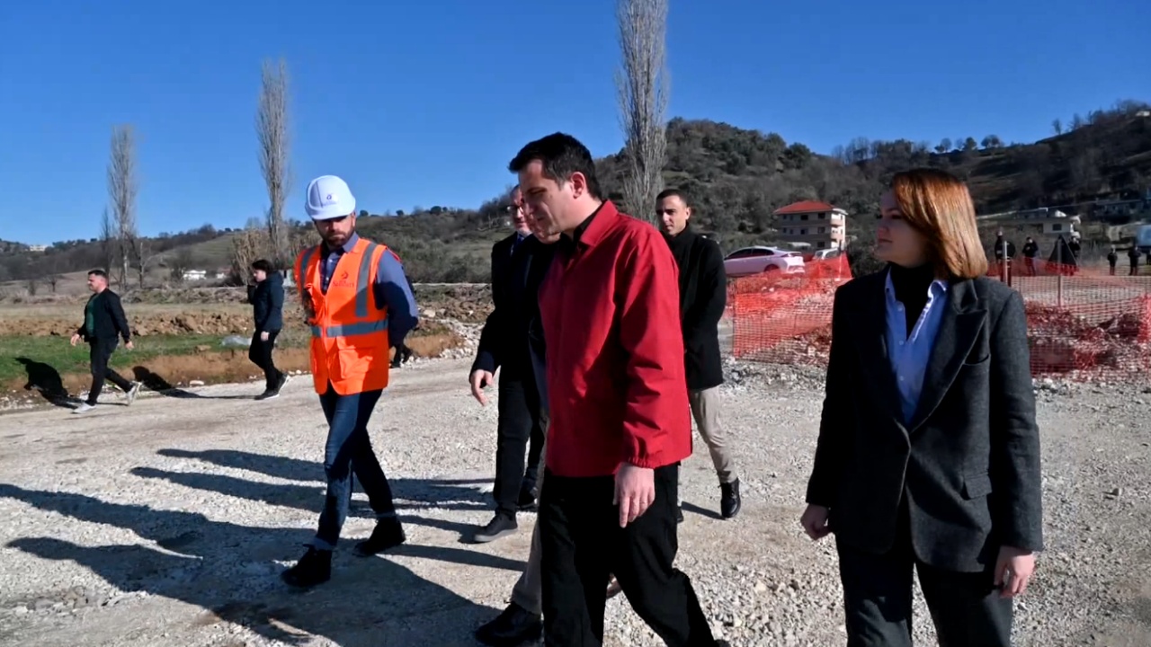 Zona ekonomikë e Tiranës/ Veliaj inspekton punimet për ndërtimin e infrastrukturës së TEDA