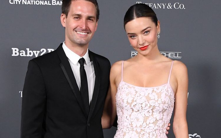 Miranda Kerr nënë për herë të katërt/ Sjell në jetë një djalë