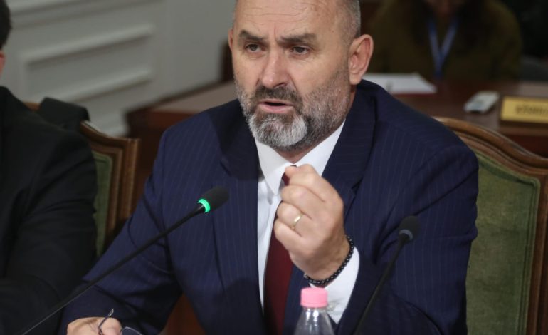 Manja pranon se nga amnistia përfituan të dënuarit për korrupsion