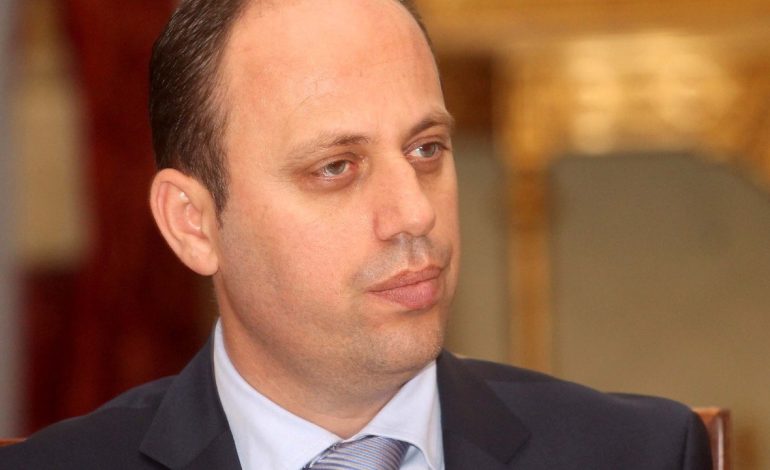 ‘Vakumi ligjor po shfrytëzohet nga grupet kriminale’/ Mënyrat sesi mund të minimizohet shpërndarja sipas gjyqtarit të lartë, Sandër Simoni: Gjykata e ka të vështirë…