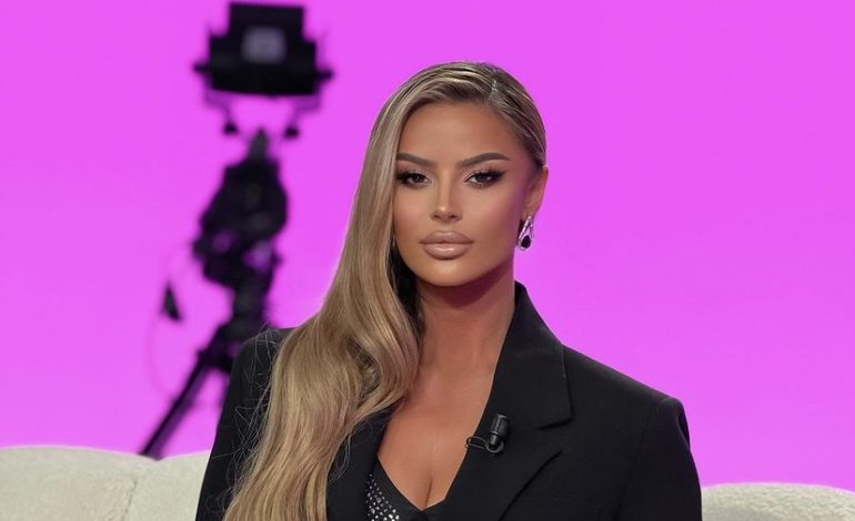 Santiana flet për herë të fundit për Bucin