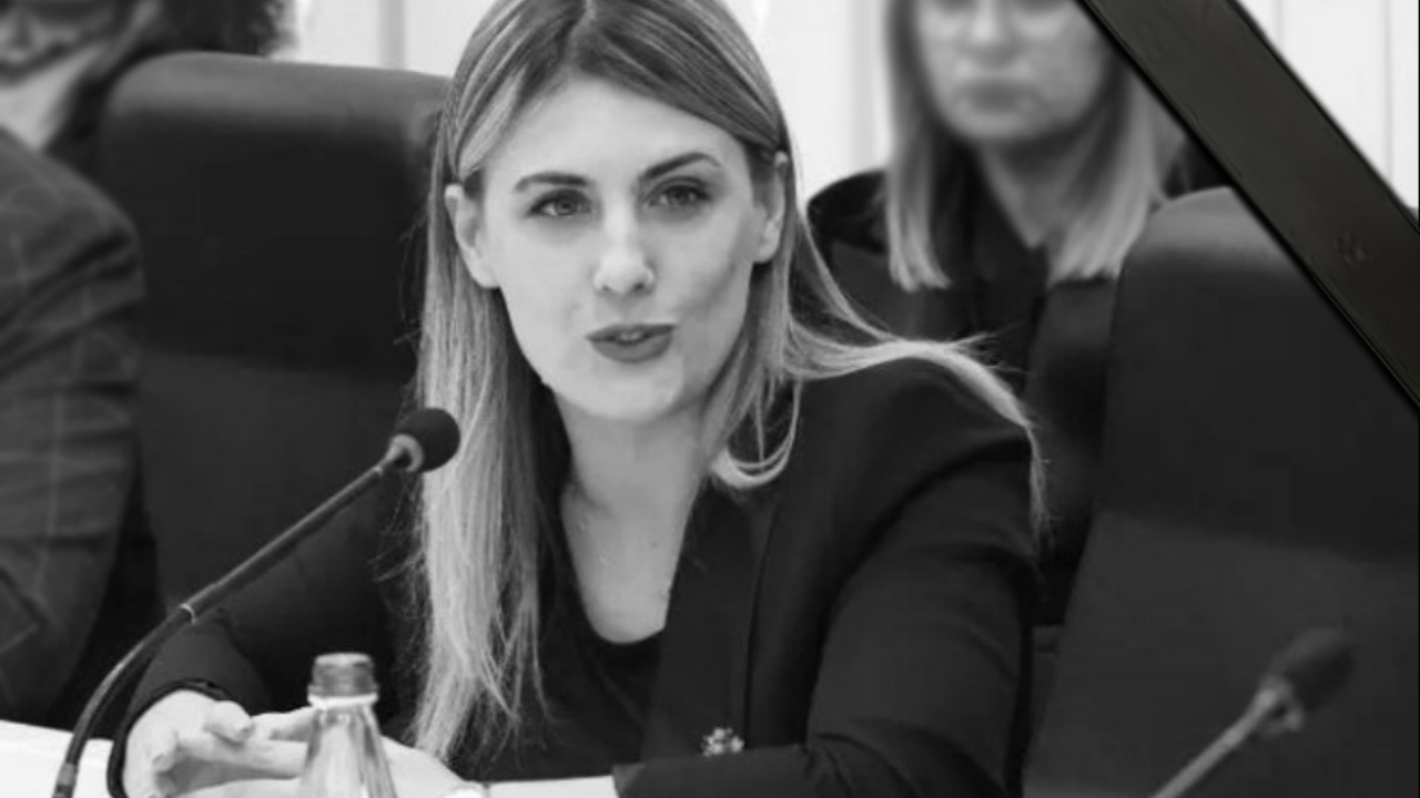 Rreth dy muaj pasi humbi fëmijën, ndërron jetë drejtoresha e Dhomës Ekonomike të gruas