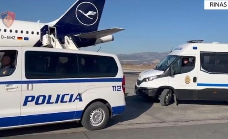 Emrat/ Në kërkim për vrasje, rrëmbim personi e kultivim të bimëve narkotike, ekstradohen drejt Italisë dhe Spanjës tre persona