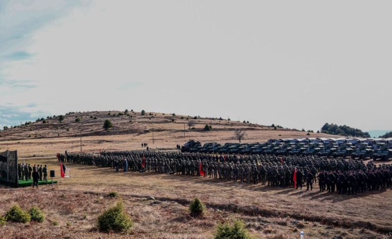 “Aktorë kundër vlerave euro-atlantike duan të hapin vatra konflikti në rajon”, Begaj në stërvitjen e Forcave të Armatosura: Fondet publike te shpenzohen me eficencë