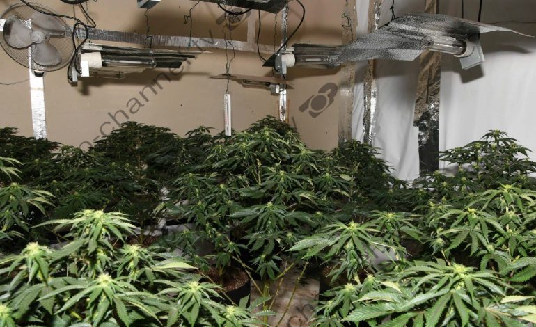 Me dy shtëpi bari në Skoci me vlerë marramendëse, dënohet me tetë vite burg shqiptari! Lëvizja që e fundosi (Emri+Foto)