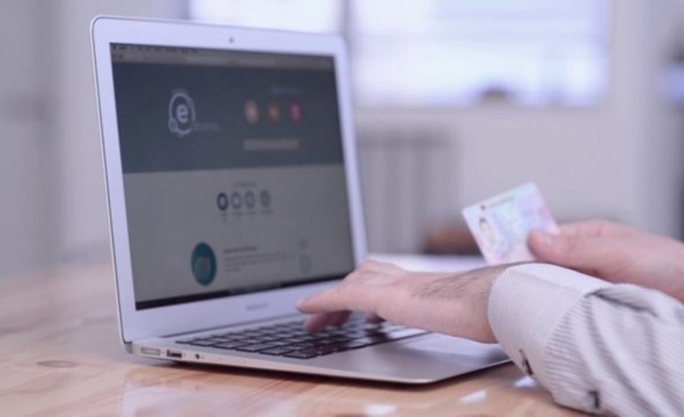 Ndërpriten për tri ditë shërbimet në e-Albania, AKSH njofton për ‘punime’ në sistemin elektronik