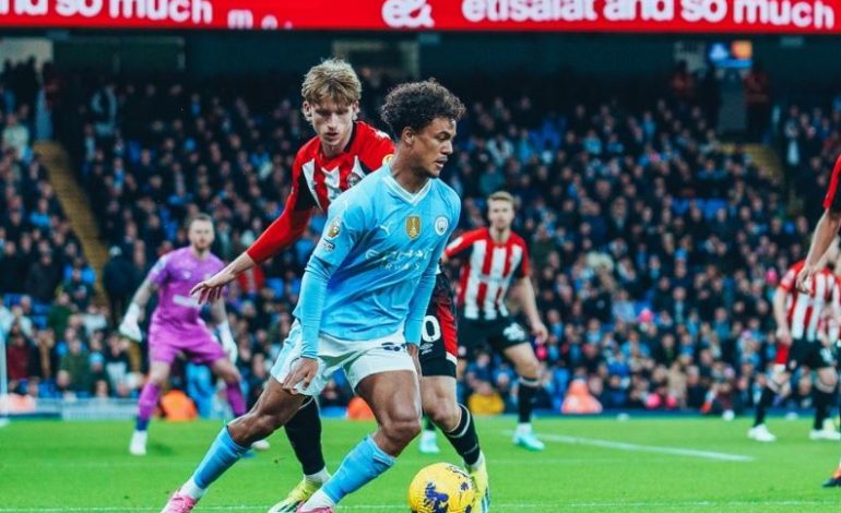 VIDEO/ Manchester City i afrohet Liverpoolit kryesues, triumf minimal ndaj Brentford, Haaland “mostruoz”