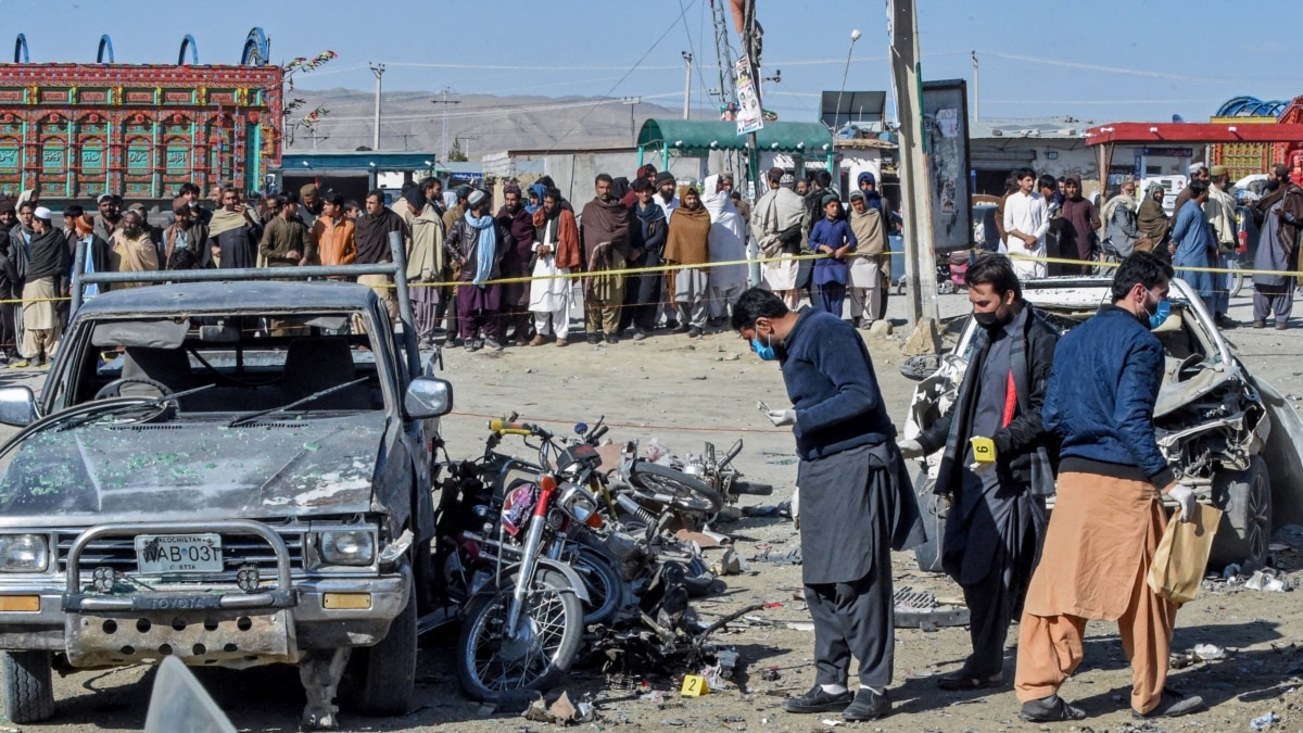 Pakistani në votime mes krizave politike dhe ekonomike